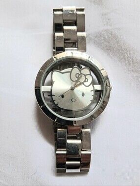 SILVER HELLO KITTY FACE STAINLESS STEEL WATCH